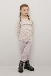Kids Clothing Aurora topp med rysjekant lyserosa.