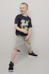 Shorts med Pikachu print Gråmelert
