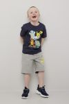 Shorts med Pikachu print Gråmelert