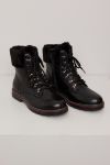 Boots med innebygget brodd Erina