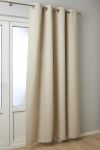 Lystett gardinlengde med maljer beige