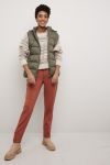 Lightweight vest med hette oliven.