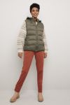 Lightweight vest med hette oliven.