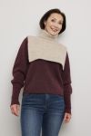 Neck warmer beige.