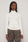 Pia Tutleneck Offwhite
