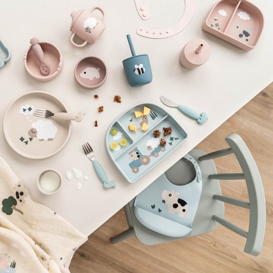 Barnetallerken med stick & stay funksjon Sand