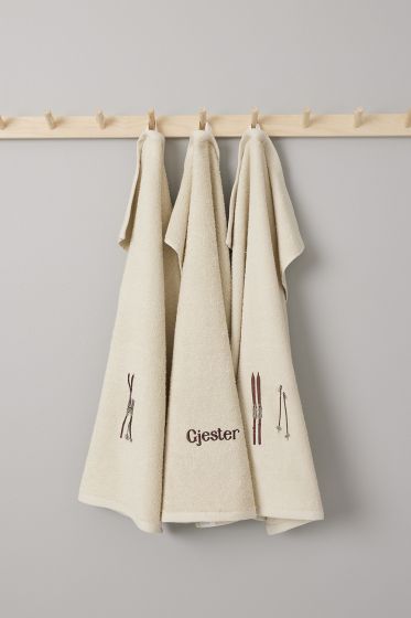Myrkdalen håndkle med broderi 