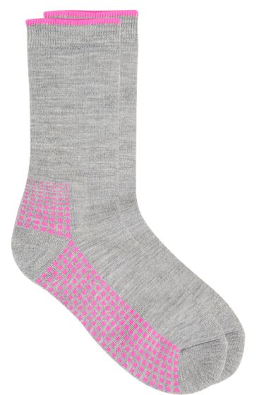 Fritidssokker i merinoull med ullfrottè og mønster i sålen. grå-rosa