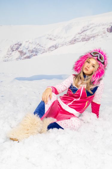 Grilldress velurbukse Laila Rosa