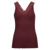 Loved rib singlet .