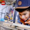 LEGO 60309 Stuntmotorsykkel med selfiestang